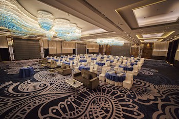 Crowne Plaza New Delhi Rohini, An Ihg Hotel