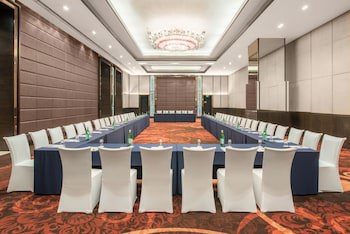 Crowne Plaza New Delhi Rohini, An Ihg Hotel