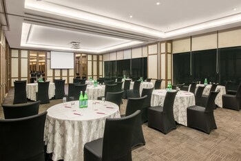 Crowne Plaza New Delhi Rohini, An Ihg Hotel