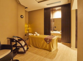 Crowne Plaza New Delhi Rohini, An Ihg Hotel
