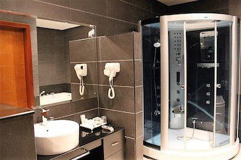 Diva Hotel