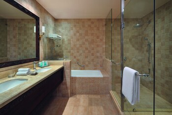 Movenpick Ambassador Hotel Accra