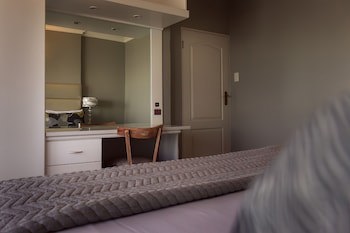 Diaz Hotel & Resort