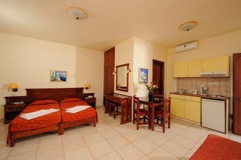 Maria Lambis Apartments galeri fotoğrafı