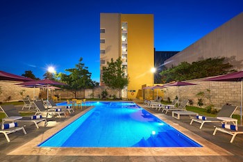 City Express By Marriott Merida