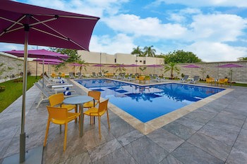 City Express By Marriott Merida