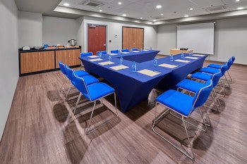 City Express By Marriott Merida