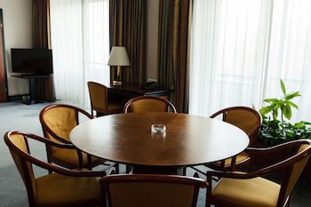 Rahat Palace Hotel