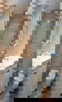 The Room Hotel & Apartments