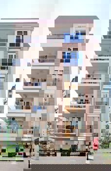 The Room Hotel & Apartments