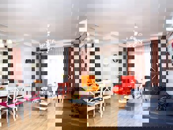 The Room Hotel & Apartments