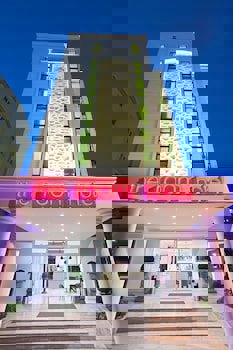 The Room Hotel & Apartments