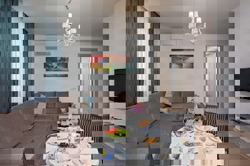 The Room Hotel & Apartments