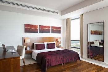 Fraser Suites Doha