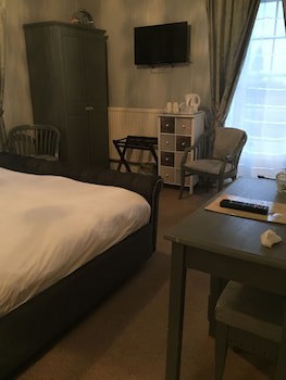 Castle Lodge Hotel