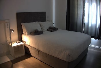 Abbey Point Hotel