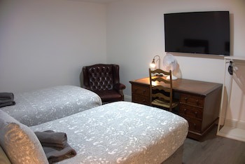 Abbey Point Hotel