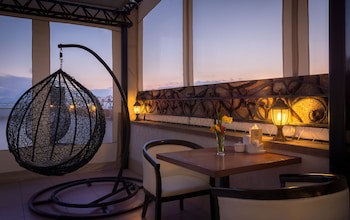 14 Floor Hotel