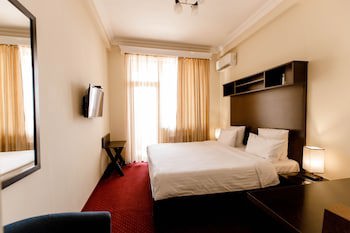 14 Floor Hotel