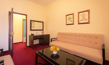 14 Floor Hotel