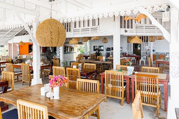 Bay Beach Resort