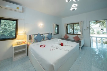 Bay Beach Resort
