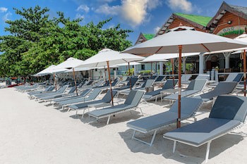 Bay Beach Resort