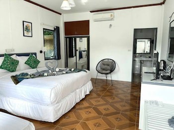 Bay Beach Resort