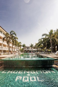 Bay Beach Resort