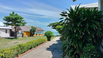 Bay Beach Resort