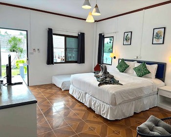 Bay Beach Resort