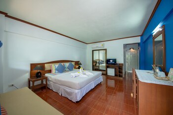 Bay Beach Resort