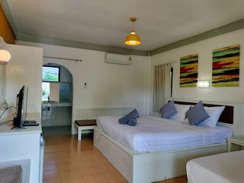 Bay Beach Resort