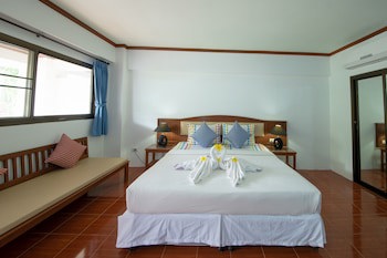 Bay Beach Resort
