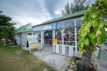 Bay Beach Resort