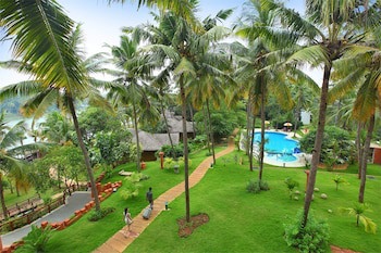 Fragrant Nature Backwater Resort & Ayurveda Spa