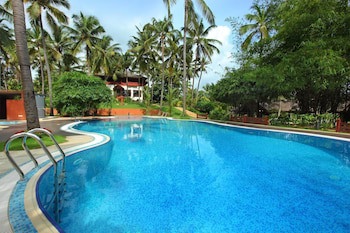 Fragrant Nature Backwater Resort & Ayurveda Spa