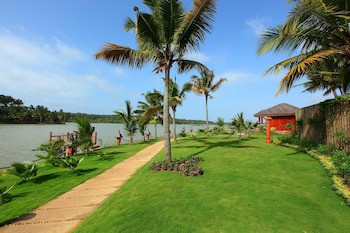 Fragrant Nature Backwater Resort & Ayurveda Spa