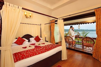Fragrant Nature Backwater Resort & Ayurveda Spa