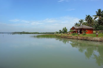 Fragrant Nature Backwater Resort & Ayurveda Spa