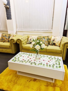 City London Hotel