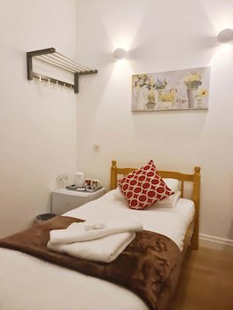 City London Hotel