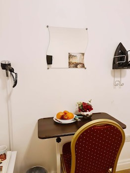City London Hotel