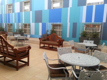 Peermont Metcourt - Francistown
