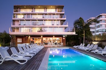 Costa Colonia - Riverside Boutique Hotel
