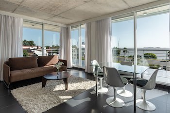 Costa Colonia - Riverside Boutique Hotel