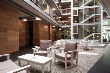 Costa Colonia - Riverside Boutique Hotel