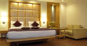 Almondz Hotel