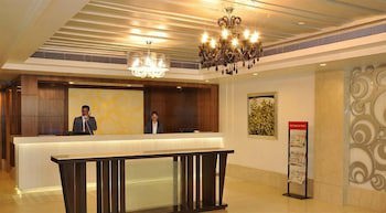 Almondz Hotel