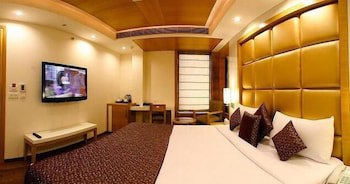 Almondz Hotel